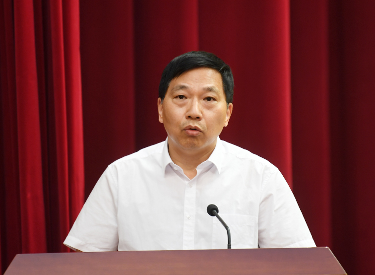 省政協十二屆十七次常委會議委員大會發言.jpg