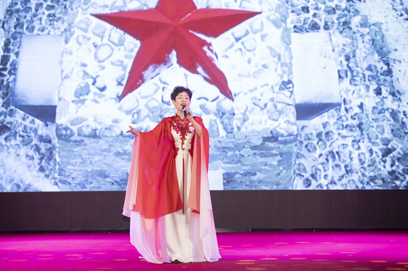 3 - 師巖《我愛你中國》 （網站）.jpg